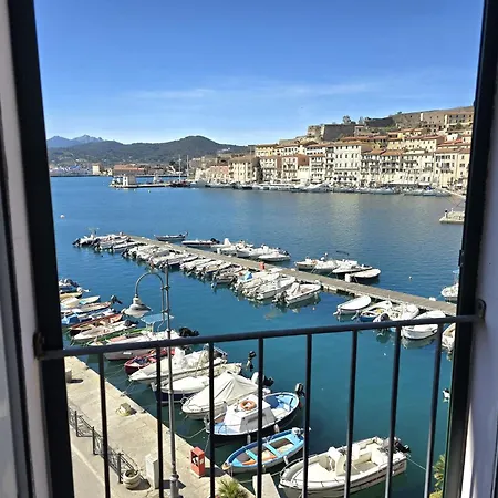 Le Ancore Sulla Darsena Apartment